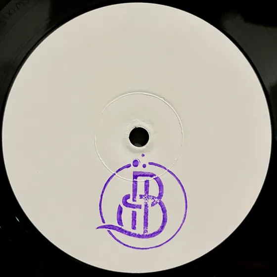 Unknown Artist - Bohrium White 003